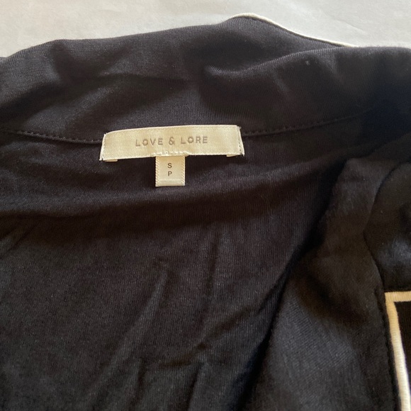 Love and Lore Black Piped PJ Set - Picture 6 of 8